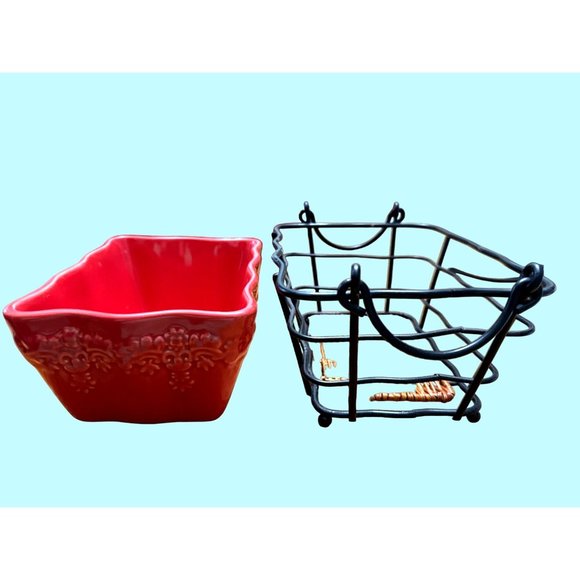 Temp-tations Temptations by Tara 1 Quart Casserole Dish Wire Basket Hot Plate - Picture 1 of 8